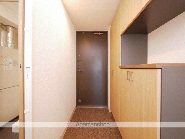 地下鉄東西線 円山公園駅 徒歩2分 15階建 築30年の玄関写真