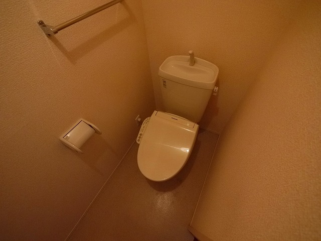 トイレ　シンプルで使いやすいトイレです