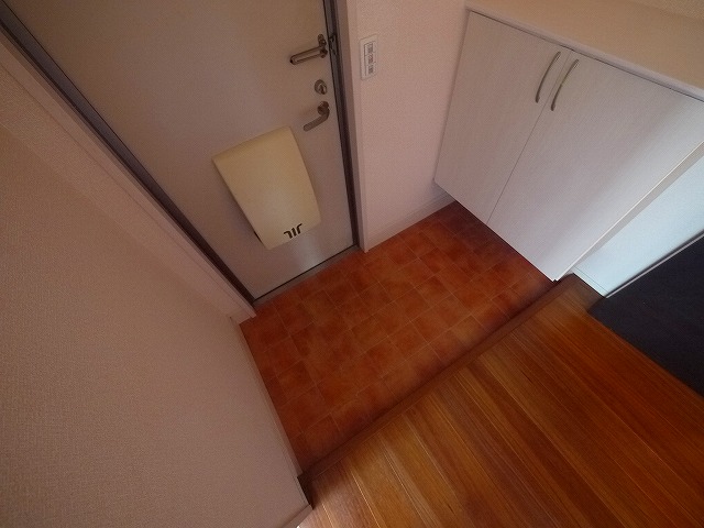 玄関　落ち着いた玄関です