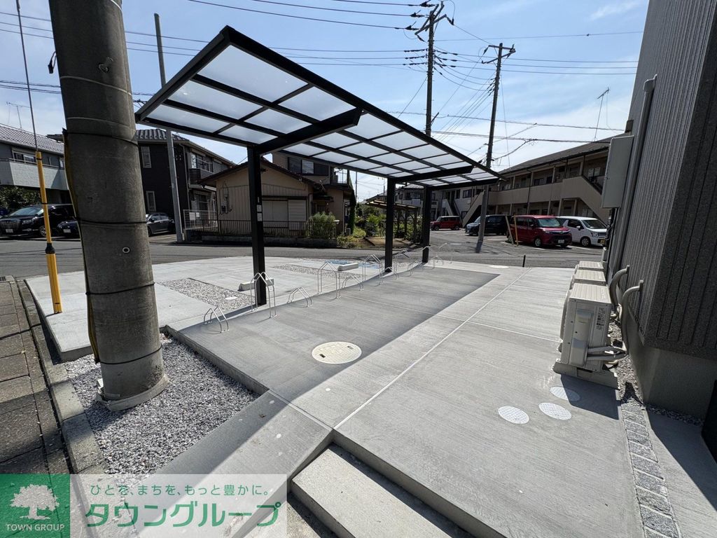 駐車場　駐車場