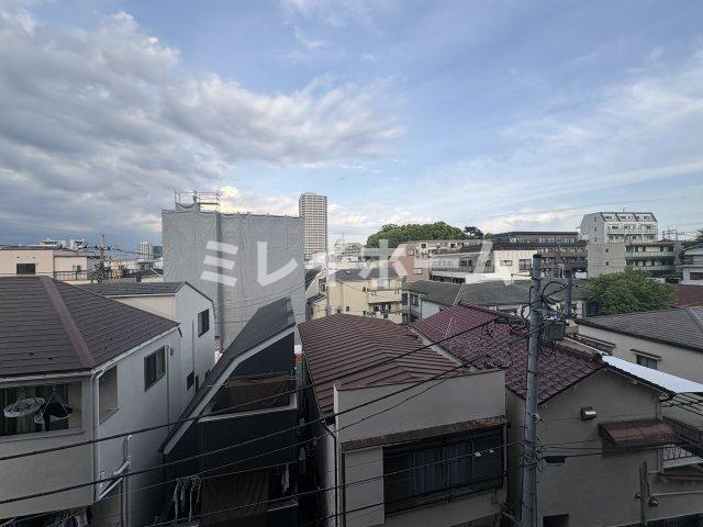 眺望　同建物内、別のお部屋の参考写真になります。