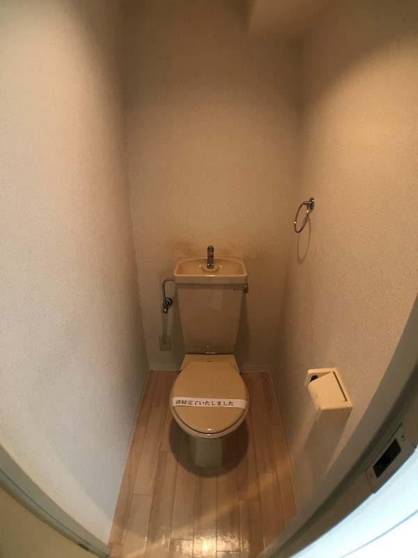 トイレ　※同間取り別部屋参考写真