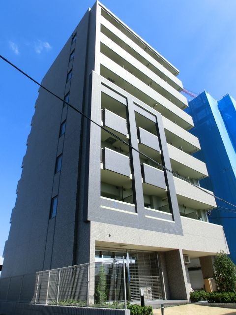 建物外観　オートロック付RC造マンション