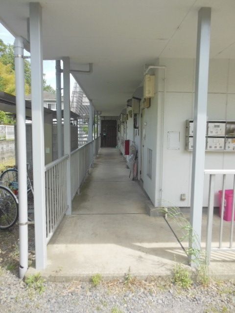 エントランス　★お部屋探しはタウンハウジング高幡不動店まで★