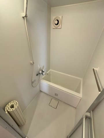 バス・シャワールーム　別号室の画像です