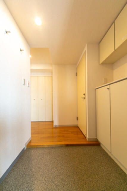 玄関　同タイプ部屋　参考写真です