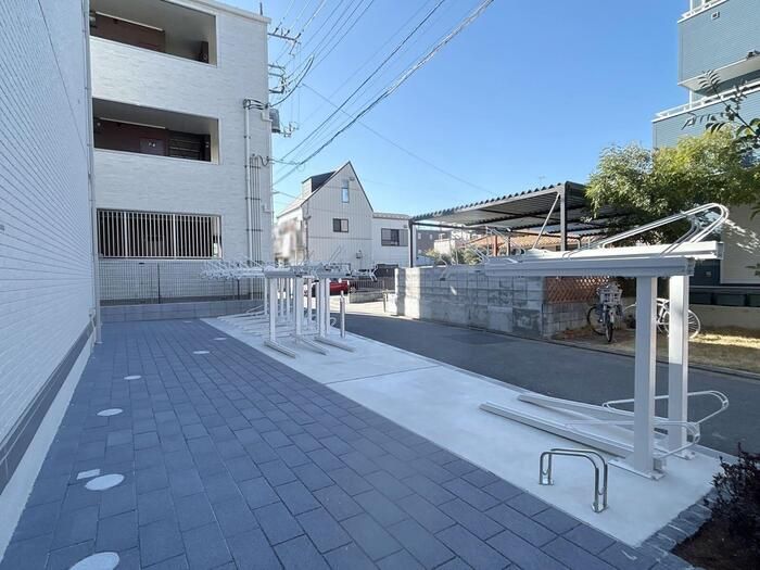 駐車場　駐輪場