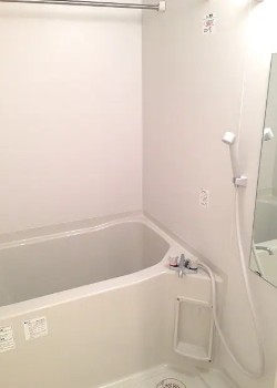 バス・シャワールーム　お風呂です。