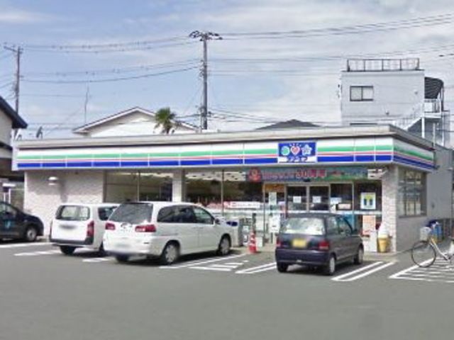 コンビニ　スリーエフ藤沢羽鳥中学校前店（コンビニ）まで490m
