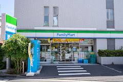 コンビニ　ファミリーマート豊玉北四丁目店（コンビニ）まで219m