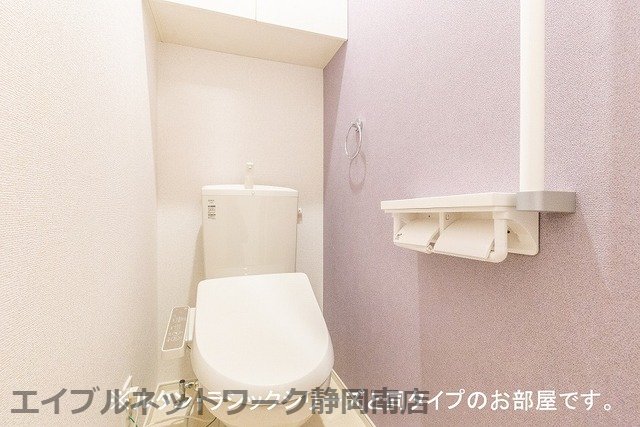 トイレ　イメージ