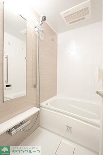 バス・シャワールーム　※写真は同タイプ住戸です。