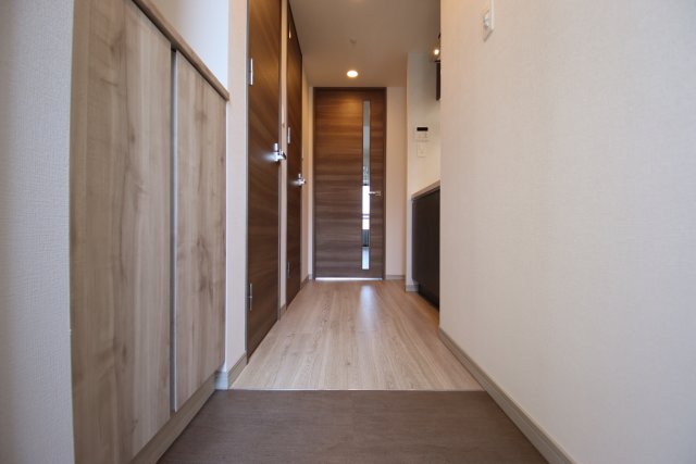 玄関　※他のお部屋の参考写真です※