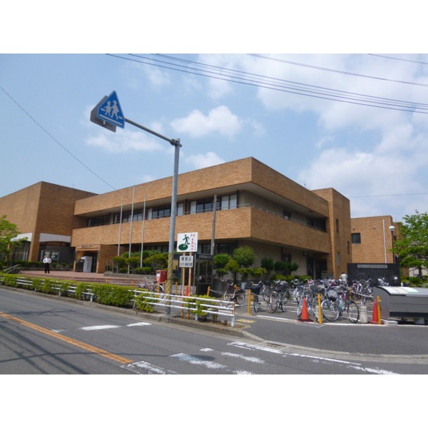 図書館　流山市立中央図書館南流山分館（図書館）まで376m