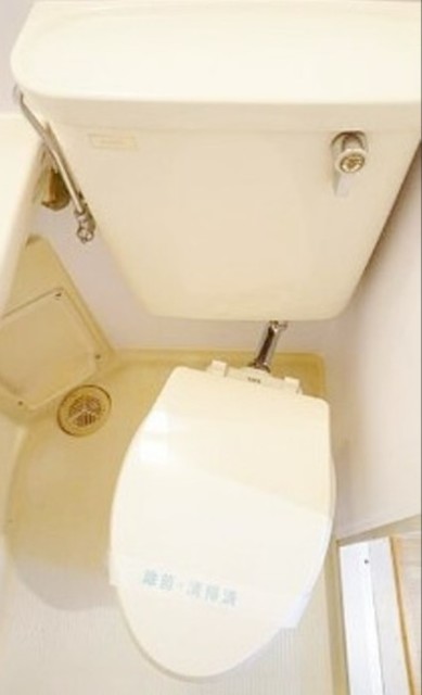 トイレ　別部屋同仕様タイプ
