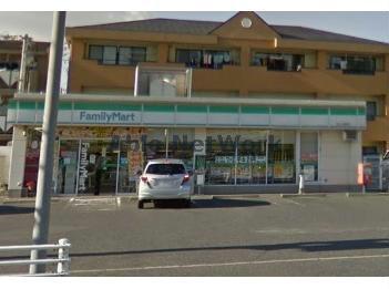 コンビニ　ファミリーマート知立上重原店（コンビニ）まで616m