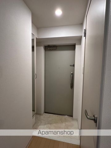 ＪＲ総武線 幕張本郷駅 徒歩9分 3階建 築11年の玄関写真