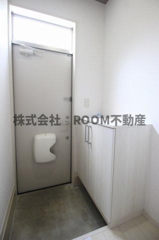 エントランス　ゆとりのあるエントランスです