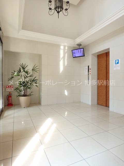 ＪＲ鹿児島本線 博多駅 徒歩10分 11階建 築20年の外観写真