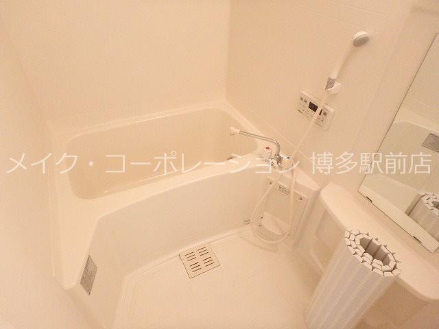 ＪＲ鹿児島本線 博多駅 徒歩10分 11階建 築20年の風呂写真