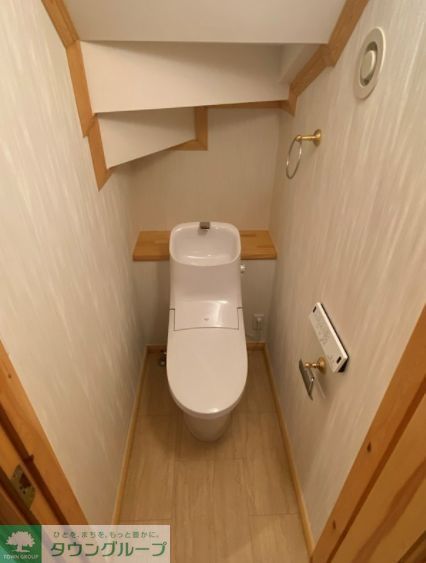 練馬区羽沢2丁目戸建のトイレ写真