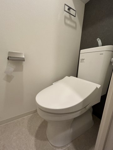 Alivis神戸駅前のトイレ写真