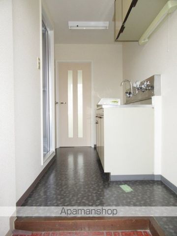 ＪＲ信越本線 長野駅 徒歩18分 3階建 築41年の玄関写真