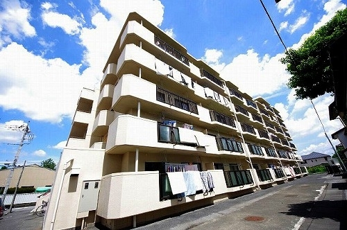 建物外観　泉が丘ハイツ