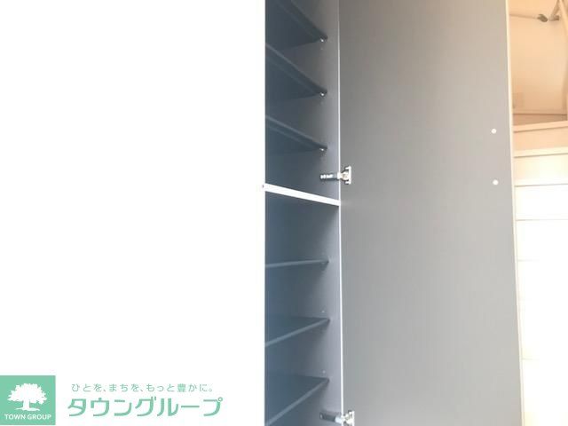 グランディア壱番館の玄関写真