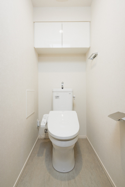 トイレ　※写真は同タイプ住戸です。