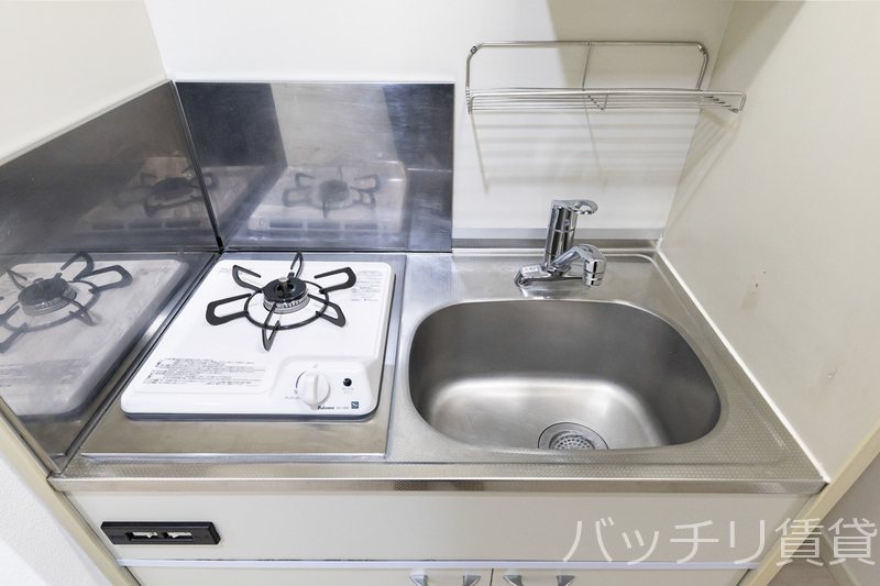 キッチン　同シリーズ写真のため、現況を優先します。