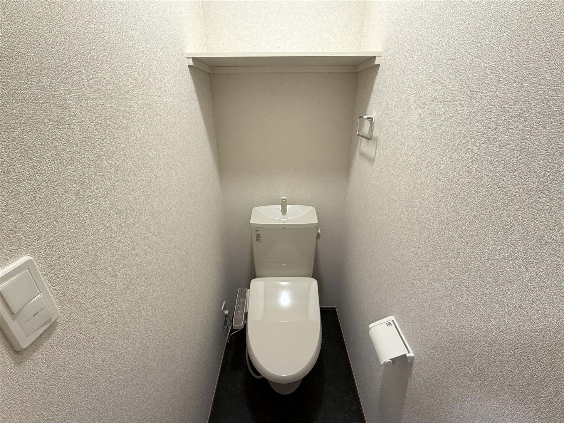 ＪＲ仙山線 山形駅 徒歩26分 3階建 築1年のトイレ写真