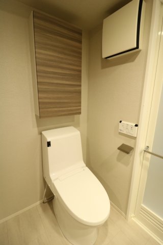 トイレ　※同間取り別部屋写真