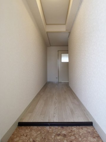 淡青ビルの玄関写真
