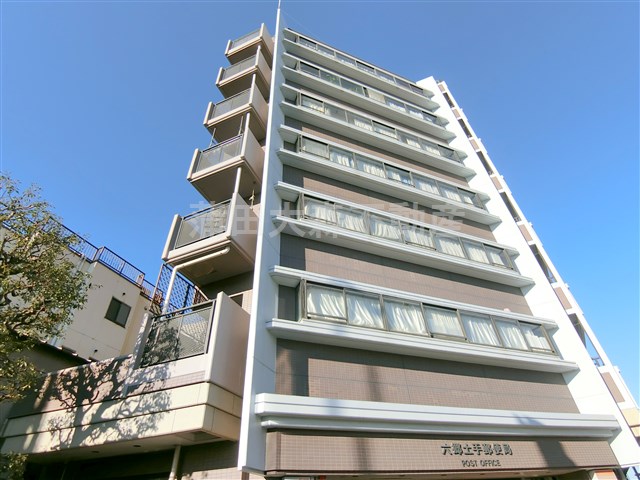 建物外観　外観　SRC鉄骨鉄筋コンクリート造地上8階建てのマンション