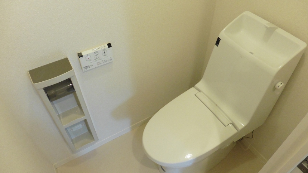 トイレ　WC