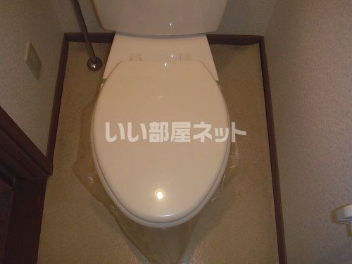 クレストール上野田 Bのトイレ写真