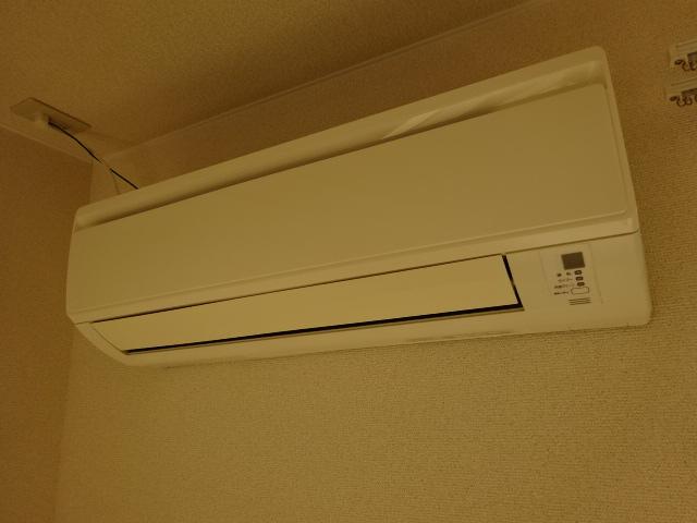 その他設備　エアコン２台