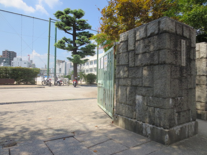小学校　広島市立段原小学校（小学校）まで480m