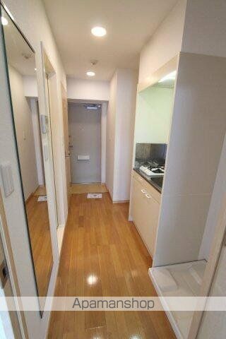 ＪＲ山手線 大崎駅 徒歩4分 11階建 築23年の居間写真