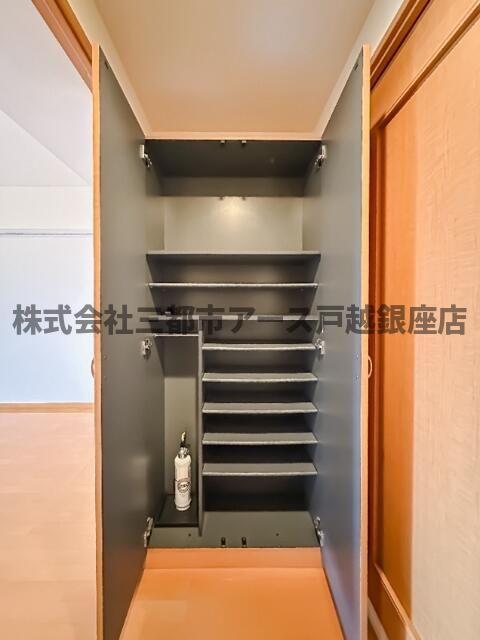 玄関　レジディア島津山