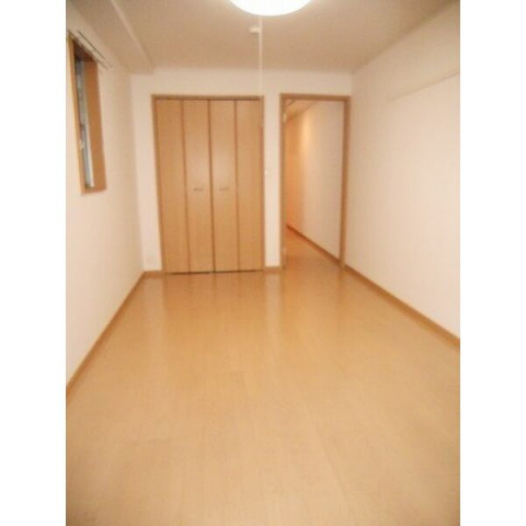 その他部屋・スペース　この写真は同マンションの他のお部屋のものです