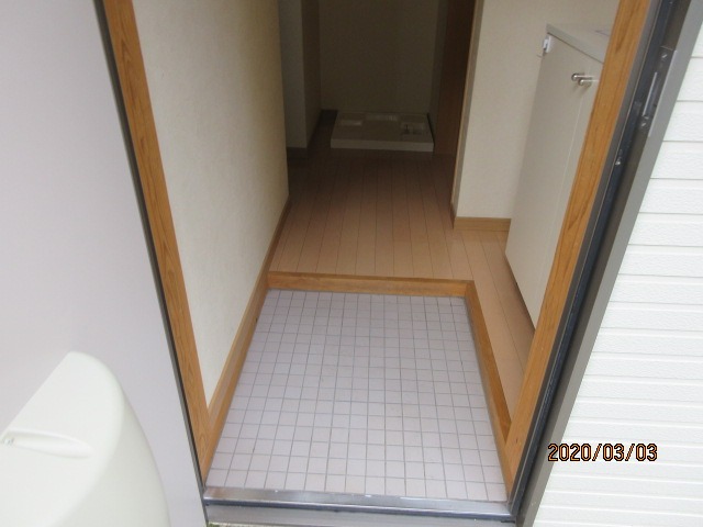 玄関　同間取り別部屋