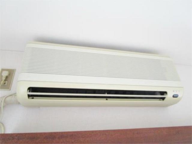 その他　うれしいエアコン付き