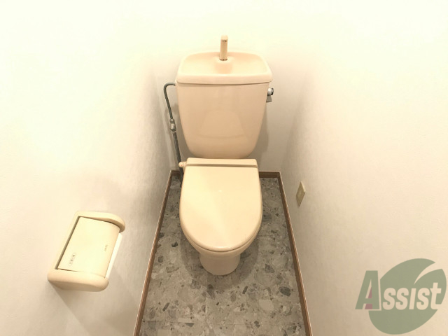 トイレ　トイレは個別になっているのでゆっくりと使えますね。