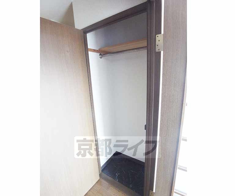 エリーフラッツ西京極の内装写真