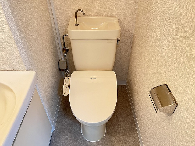 バイデンBLDのトイレ写真