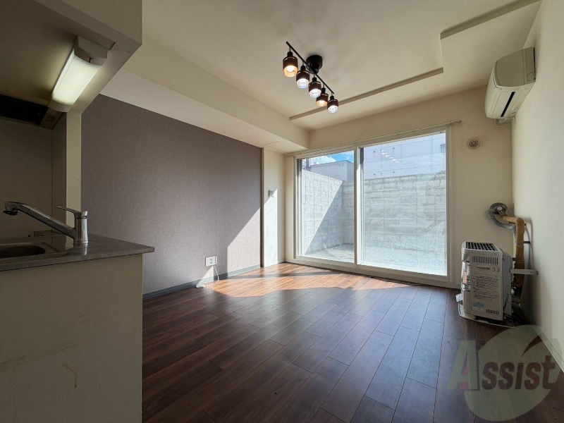 居室・リビング　広くてキレイなお部屋が広がっていて、充実した生活が送れそう。