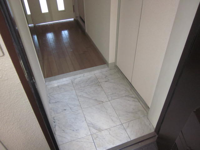 朝日プラザ呉センターコアの玄関写真