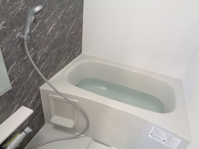 ライゼ長良 Aの風呂写真